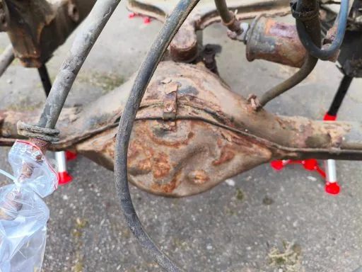 Suzuki Vitara Fahrgestell mit Trockeneis gereinigt (Bild 4)