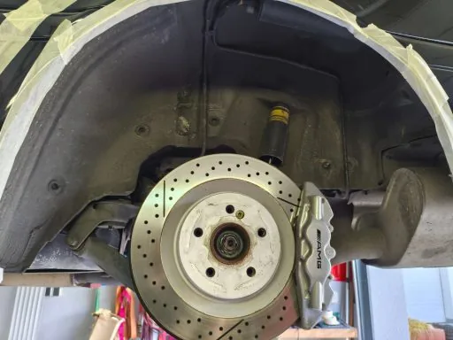 Mercedes W202 Unterboden mit Trockeneis gereinigt (Bild 5)